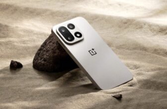 The OnePlus 15 Is One of many First Telephones That Might Kick the iPhone 17 Professional’s Ass