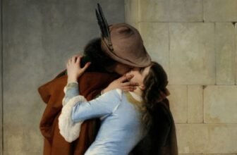 Apes Had been Kissing Thousands and thousands of Years Earlier than People, Examine Suggests