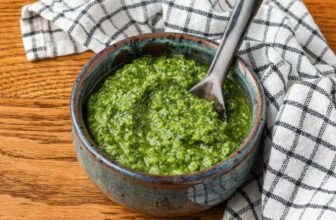 Selfmade Parsley Pesto – Barefeet within the Kitchen